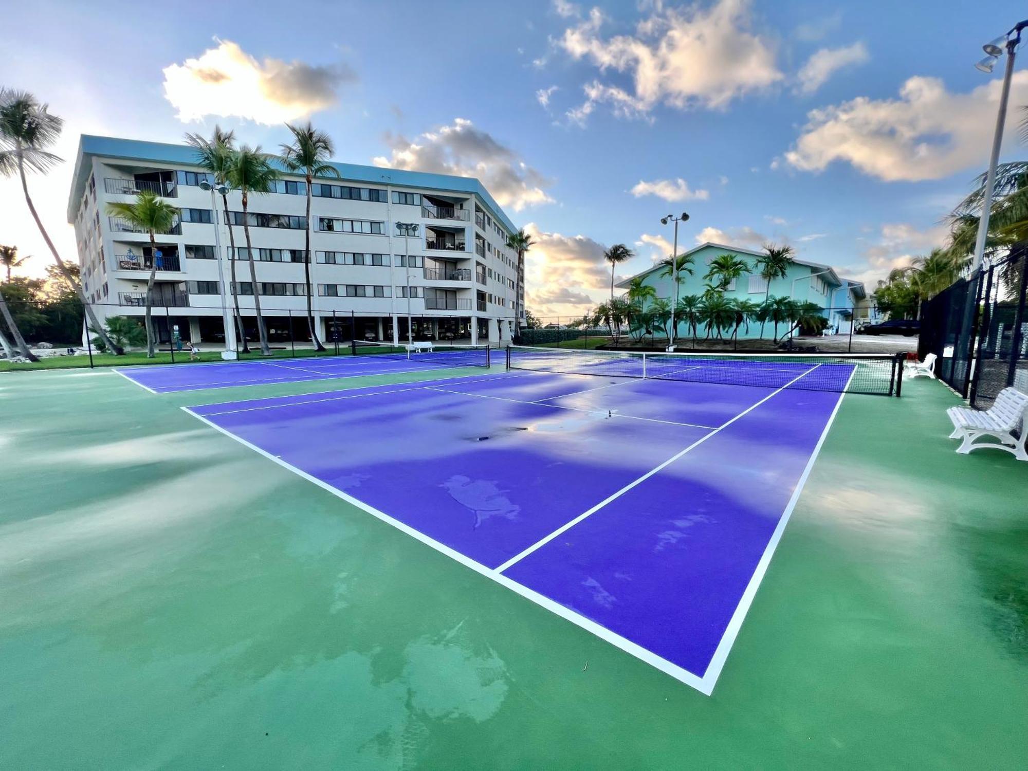 Tower 2 Master Suites, 2 Kings Beds, Marina Key Largo Exterior photo
