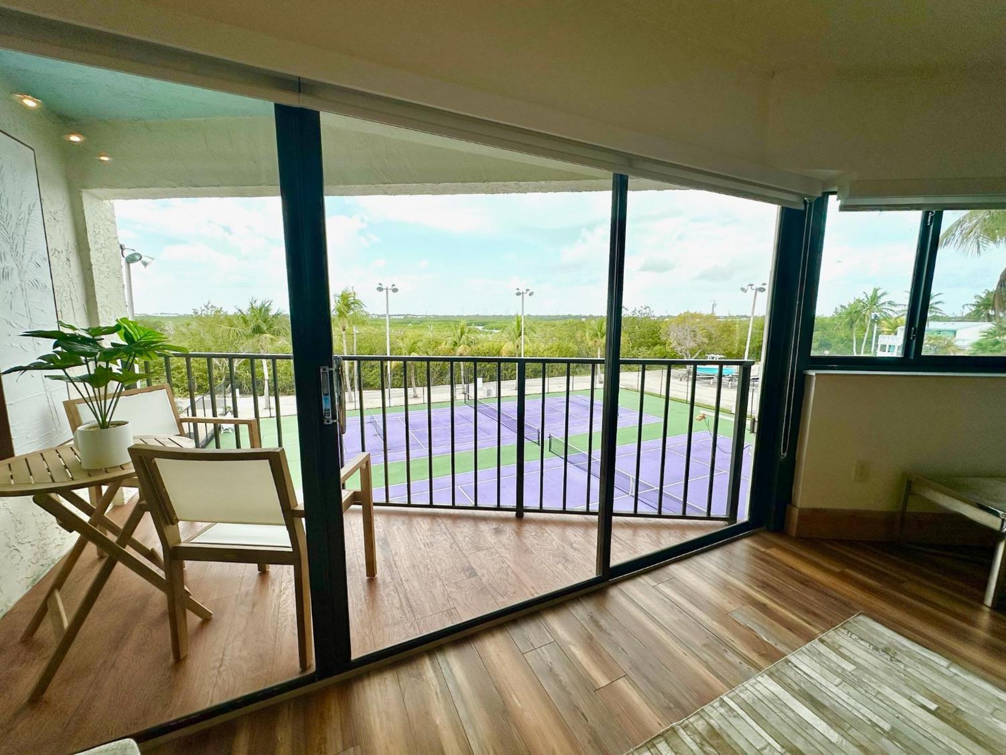 Tower 2 Master Suites, 2 Kings Beds, Marina Key Largo Exterior photo